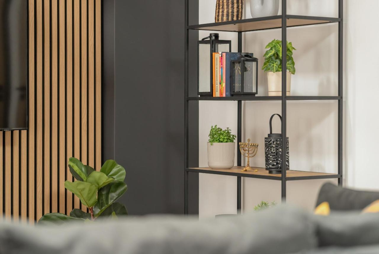 Komeda Apartment Hidden In Poznan Old Town By Noclegi Renters Εξωτερικό φωτογραφία